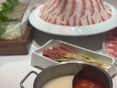 -德天肥牛海鲜火锅(城西银泰店)