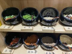 -独食火锅·半米屋台(直营总店)