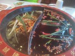-重庆古城墙火锅(贵阳店)