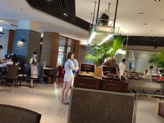 -三亚湾海居铂尔曼度假酒店