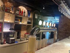 -麦凯伦烧烤·精酿超级工厂店(金桥总店)