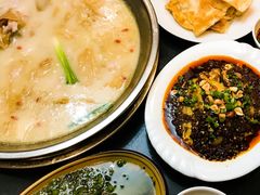-老来福·非遗酸汤兔(凯旋路店)