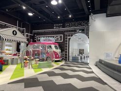 -MINI MARS KIDS CLUB亲子家庭中心(长宁天山店)