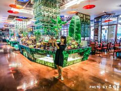 -三英温泉度假酒店-自助餐厅