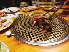 -唯成•韩国炭火烤肉 유성고기