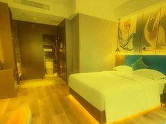 -丽辰酒店(深圳翻身地铁站店)