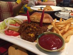 魔鬼辣牛肉汉堡-芭莉与彩虹西餐厅(成都合生汇店)