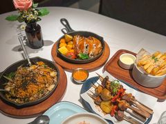 -阿妮叶李(光谷世界城店)