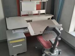 -康朴乐儿童学习桌椅(蓝色港湾店)