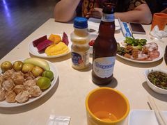 菠萝果-蓝珊甄选海鲜自助·火锅大排档(近阿那亚店)