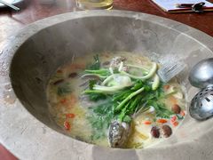 -姚记抚仙湖石锅鱼庄