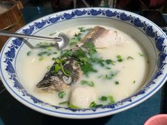 -南京金牛湖巨碗鱼头