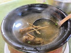 草根汤-莲花公园煎蟹(总店)