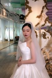 -欣薇婚纱(新源乐汇城店)