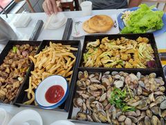-老地方啤酒屋·海鲜青岛菜大排档(台东步行街店)
