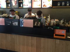 -星巴克臻选(莘庄仲盛店)