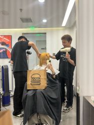 -简法造型·品牌形象店
