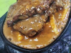 铁板西冷牛扒-胜利茶餐室