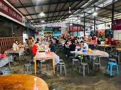 大堂-五七小李子油焖大虾(总店)