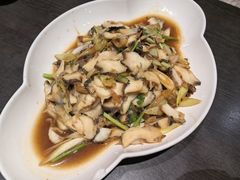 -五谷丰登农家院·地道胶东菜·海鲜烧烤(威海店)