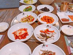 小菜-朴大人炭烤·韩国料理(奥帆中心海尔洲际店)