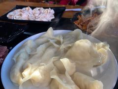 -果松木炭酸菜铜火锅·外婆参鸡汤