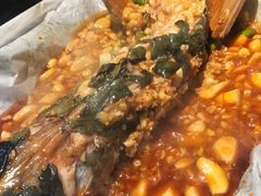 蒜香纸包江团烤鱼-红辣椒·川菜·火锅(张杨路店)
