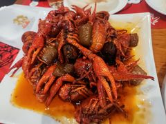 -李双猪·小龙虾·烧烤·羊肉煲(乐山店)