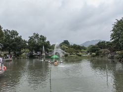 -玄武湖景区-情侣园游乐场