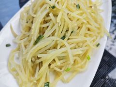 -华冠悠岚·庭院餐厅(青城后山店)