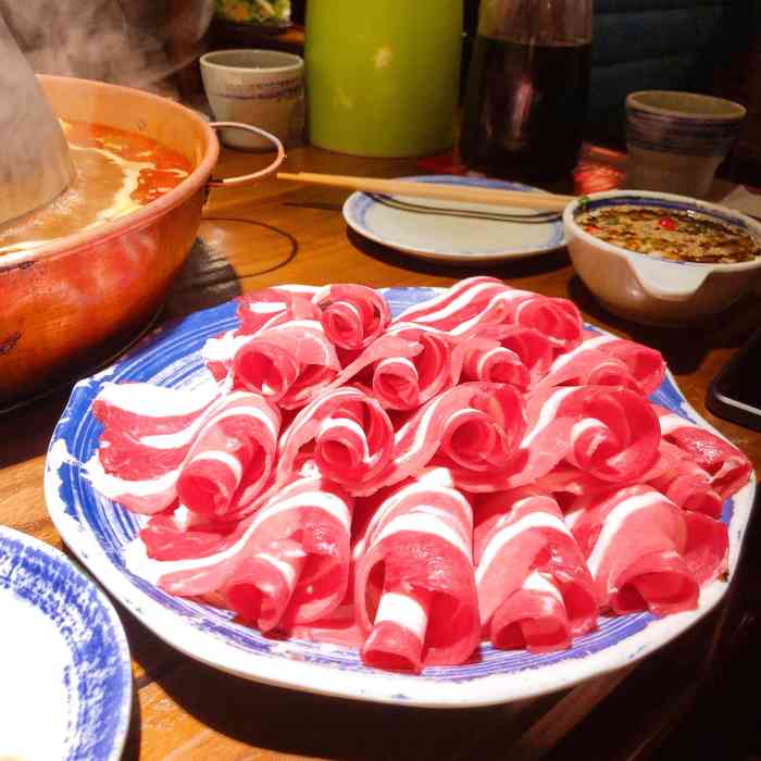 东镇老火锅(即墨宝龙店)-"地点在即墨宝龙四楼 宝龙好找,四楼餐厅.