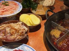 -周小明火锅(黑金冠社区店)