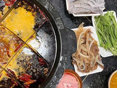 -邓莽子老火锅(中兴路总店)