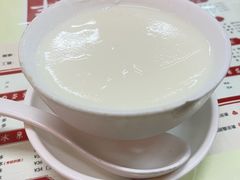 華心鮮乳燉蛋白-香港華心糖水鋪(南西总店)