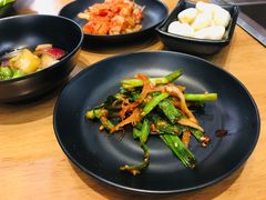 -肉甲韩国木炭烤肉(新壹街1店)