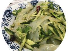 -周家大连水饺(美专校街店)