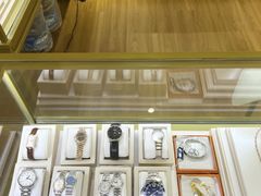 -海星奢选二手奢侈品手表包包鉴定回收寄卖(墨玉南路店)
