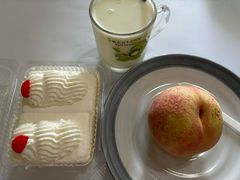 -红宝石·鲜奶小方·海派西点房(南翔店)