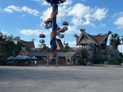 -七彩云南欢乐世界