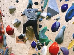 -问山MountQuest攀岩馆