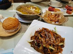 -鹅冠港式茶餐厅(来福士店)