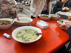 -三百碗宝应长鱼面(板仓街店)