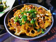-何师烧烤·香辣蟹·川菜·30年老品牌(太古里旗舰店)