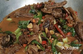 Stir-Fried Chicken with Green Peppers