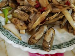 -百丰园海鲜烧烤农家菜(威·至海港湾店)