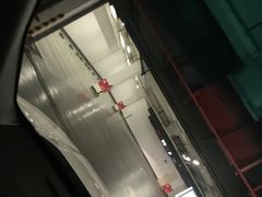 -美罗城停车场