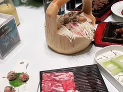 -红鼎豆捞·非遗鲍皇汤火锅(宝丰路店)