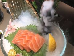 三文鱼刺身-享月汤皇·海鲜小火锅·聚会(曲江创意谷店)