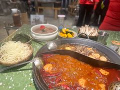 -五里关火锅(上海鑫耀·光环Live店)