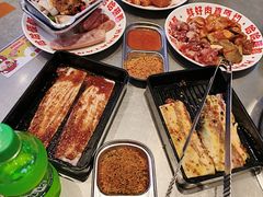 -哈哈碳都·牛肋条无限自助烤肉(台江万达店)